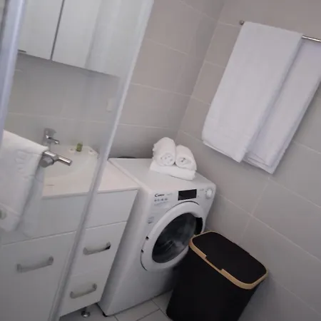 In Apart Berceni Apartment *